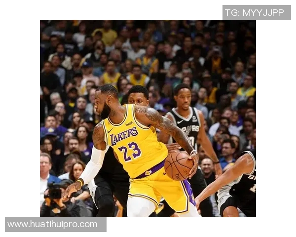 老将巴恩斯关键时刻连得7分助马刺赢球精彩海报发布