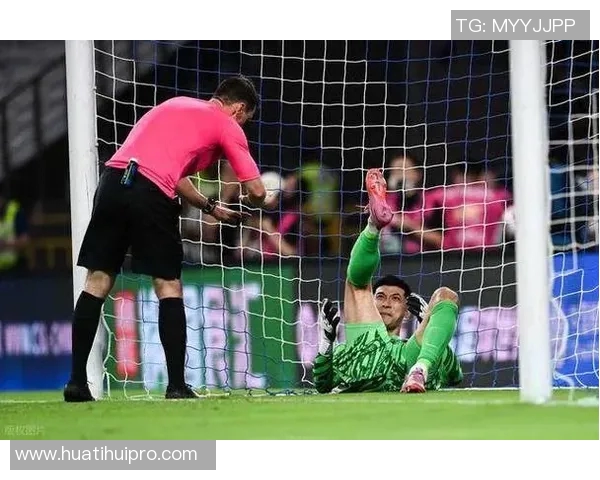 中国金手套奖候选人名单揭晓陈晨侯森李昊刘殿座颜骏凌争夺荣誉