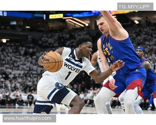 爱德华兹因伤病管理缺阵森林狼客战雄鹿场均289分5板的他将缺席比赛